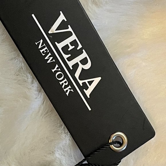 Vera NY Crossbody - Picture 4 of 9